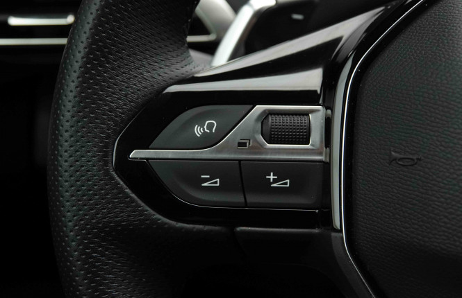 PEUGEOT_PEUGEOT_5008_2654776_19.jpg