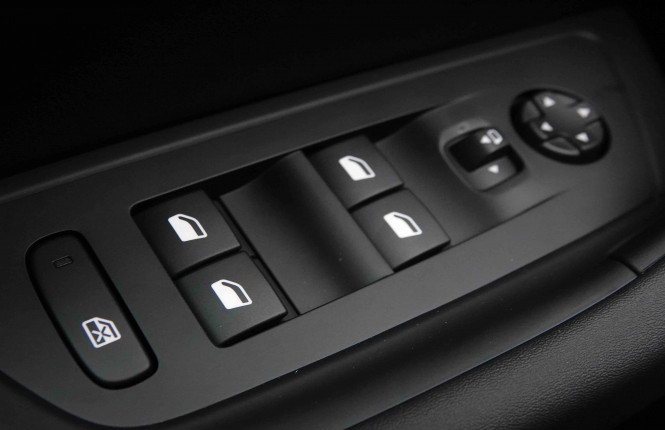 PEUGEOT_PEUGEOT_508_2652517_22.jpg PEUGEOT_PEUGEOT_508_2652517_22.jpg