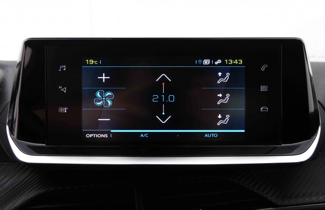 PEUGEOT_PEUGEOT_E_2008_2548608_11.jpg
