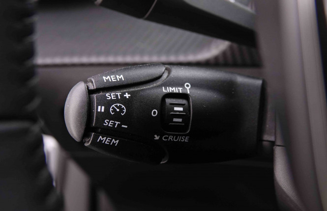 PEUGEOT_PEUGEOT_E_2008_2548608_15.jpg