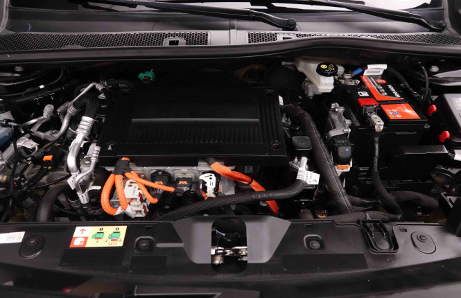 PEUGEOT_PEUGEOT_E_2008_2551545_21.jpg PEUGEOT_PEUGEOT_E_2008_2551545_21.jpg