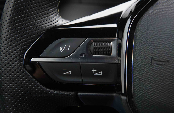 PEUGEOT_PEUGEOT_E_2008_2551546_20.jpg PEUGEOT_PEUGEOT_E_2008_2551546_20.jpg