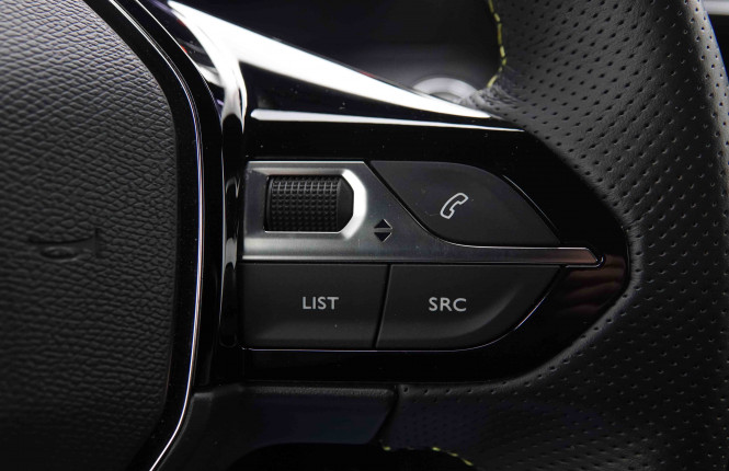 PEUGEOT_PEUGEOT_E_2008_2551546_21.jpg PEUGEOT_PEUGEOT_E_2008_2551546_21.jpg