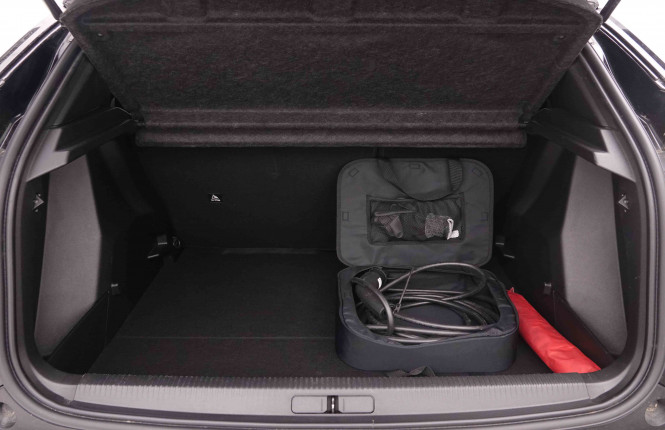 PEUGEOT_PEUGEOT_E_2008_2551546_5.jpg PEUGEOT_PEUGEOT_E_2008_2551546_5.jpg