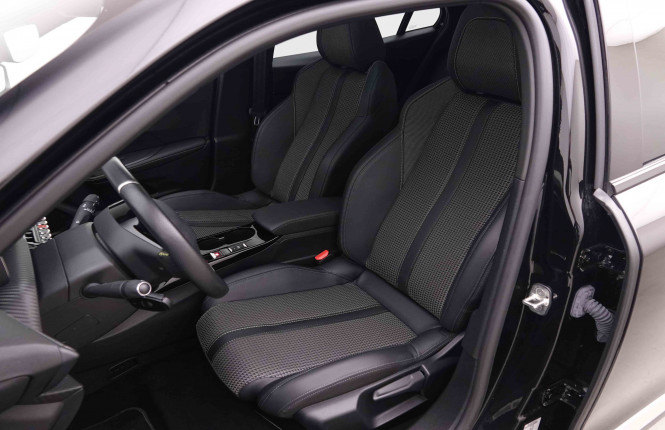 PEUGEOT_PEUGEOT_E_2008_2551548_7.jpg