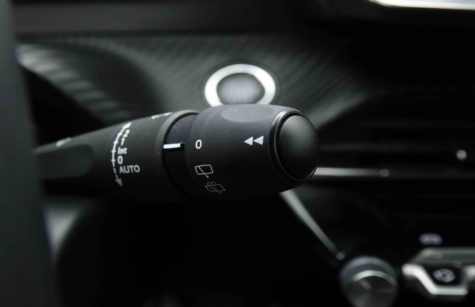 PEUGEOT_PEUGEOT_E_2008_2653333_16.jpg