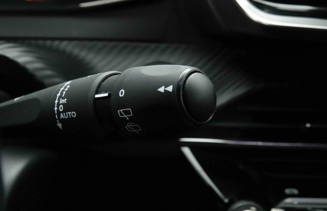 PEUGEOT_PEUGEOT_E_2008_2653334_16.jpg
