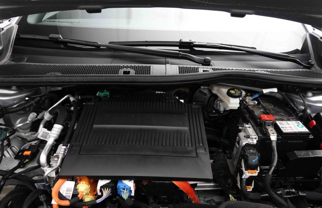 PEUGEOT_PEUGEOT_E_2008_2653336_22.jpg