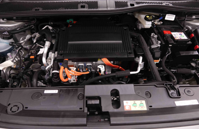 PEUGEOT_PEUGEOT_E_208_2550760_22.jpg PEUGEOT_PEUGEOT_E_208_2550760_22.jpg