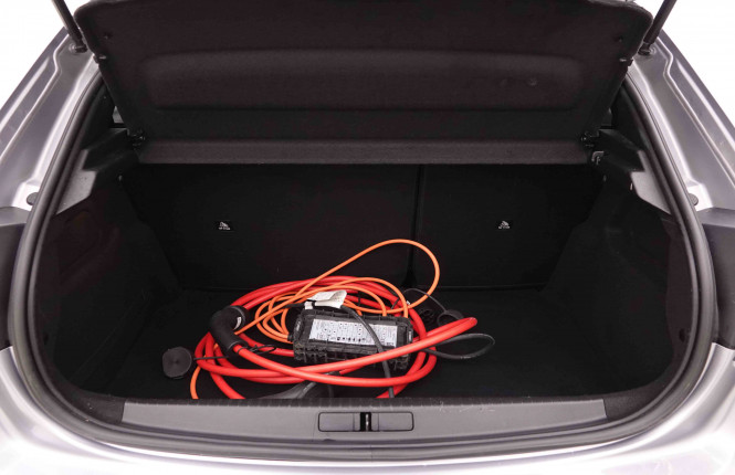 PEUGEOT_PEUGEOT_E_208_2550760_5.jpg PEUGEOT_PEUGEOT_E_208_2550760_5.jpg