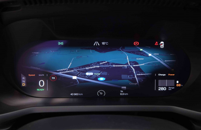 POLESTAR_POLESTAR_2_2550918_16.jpg POLESTAR_POLESTAR_2_2550918_16.jpg