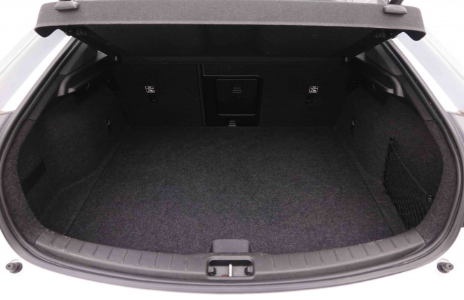 POLESTAR_POLESTAR_2_2550918_5.jpg POLESTAR_POLESTAR_2_2550918_5.jpg