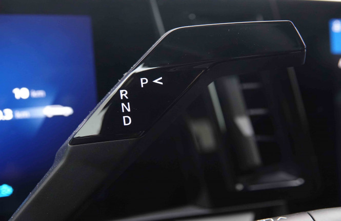 RENAULT_RENAULT_AUSTRAL_2550270_18.jpg