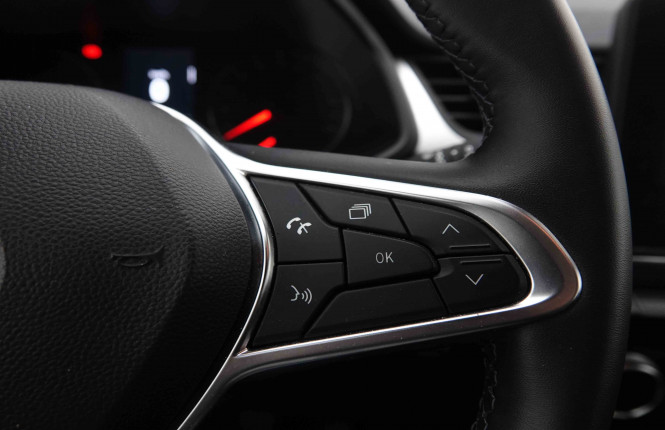 RENAULT_RENAULT_CAPTUR_2550723_18.jpg