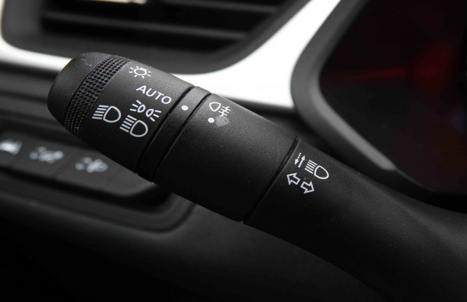 RENAULT_RENAULT_CAPTUR_2550726_15.jpg