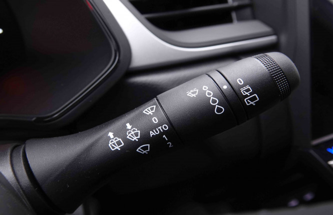 RENAULT_RENAULT_CAPTUR_2550847_16.jpg