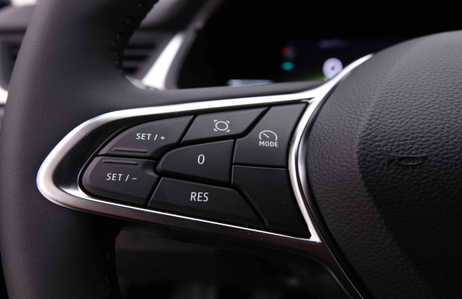 RENAULT_RENAULT_CAPTUR_2550847_17.jpg