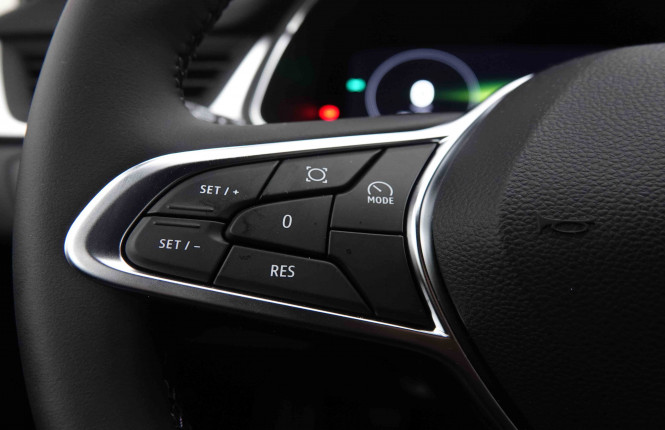 RENAULT_RENAULT_CAPTUR_2550849_17.jpg
