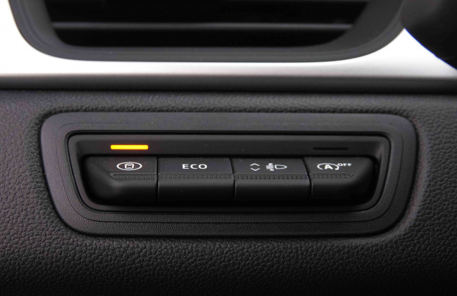 RENAULT_RENAULT_CAPTUR_2550849_8.jpg