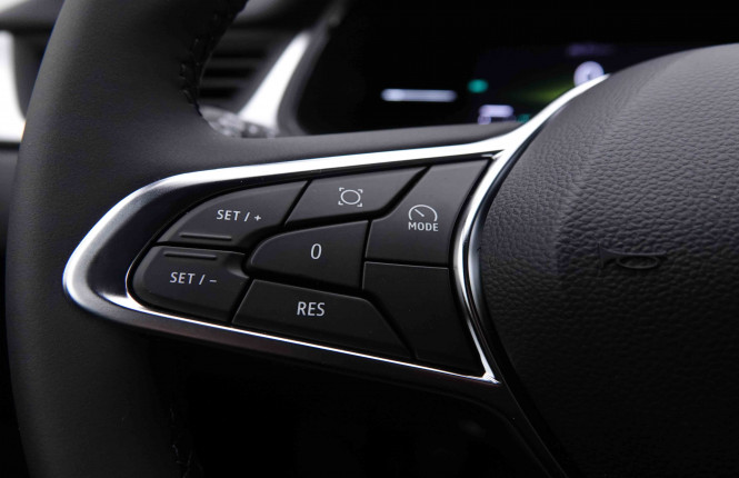 RENAULT_RENAULT_CAPTUR_2550851_17.jpg