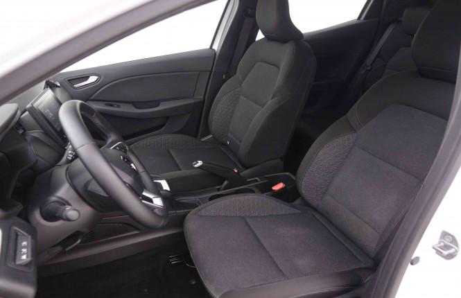 RENAULT_RENAULT_CLIO_2547376_6.jpg