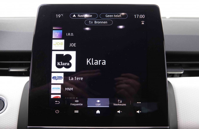 RENAULT_RENAULT_CLIO_2547379_10.jpg