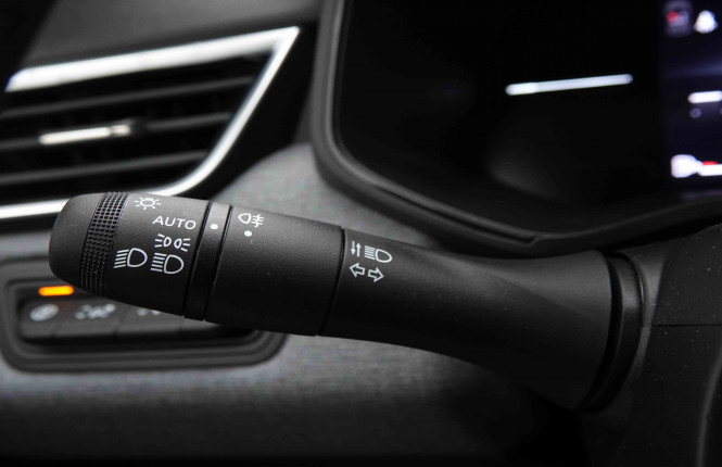 RENAULT_RENAULT_CLIO_2551378_16.jpg RENAULT_RENAULT_CLIO_2551378_16.jpg