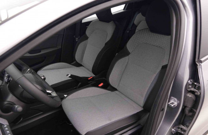 RENAULT_RENAULT_CLIO_2551378_6.jpg RENAULT_RENAULT_CLIO_2551378_6.jpg