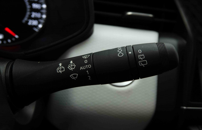 RENAULT_RENAULT_CLIO_2653739_17.jpg