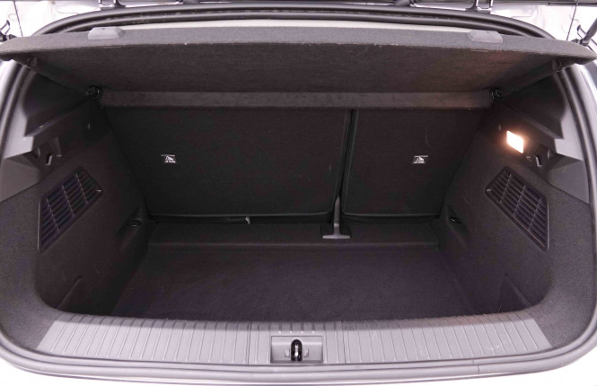 RENAULT_RENAULT_MEGANE_2549101_5.jpg