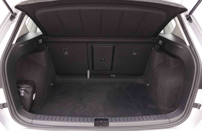 SEAT_SEAT_ATECA_2548776_5.jpg