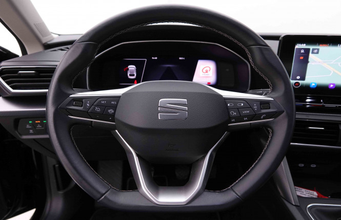 SEAT_SEAT_LEON_2548838_8.jpg