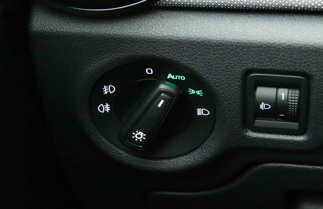 SKODA_SKODA_FABIA_2653237_18.jpg