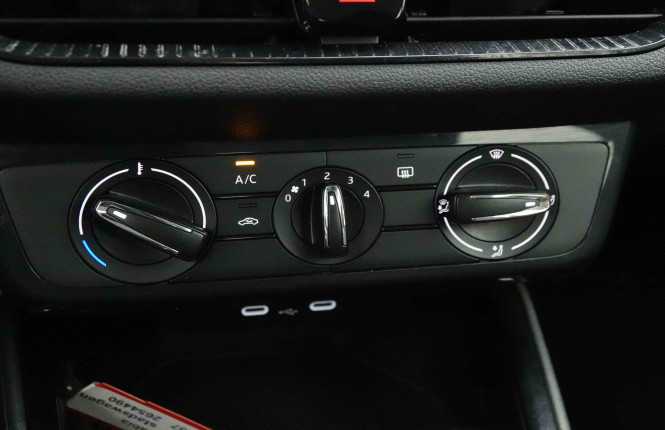 SKODA_SKODA_FABIA_2654490_13.jpg