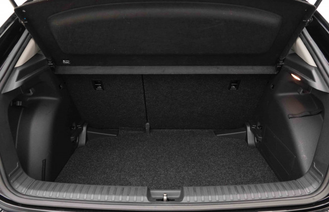 SKODA_SKODA_FABIA_2654490_5.jpg