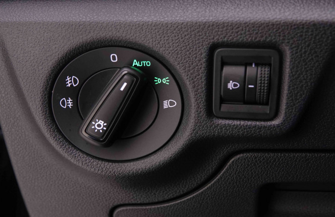 SKODA_SKODA_KAMIQ_2550746_8.jpg SKODA_SKODA_KAMIQ_2550746_8.jpg