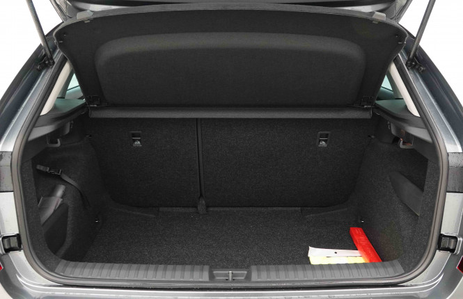SKODA_SKODA_KAMIQ_2654330_5.jpg SKODA_SKODA_KAMIQ_2654330_5.jpg