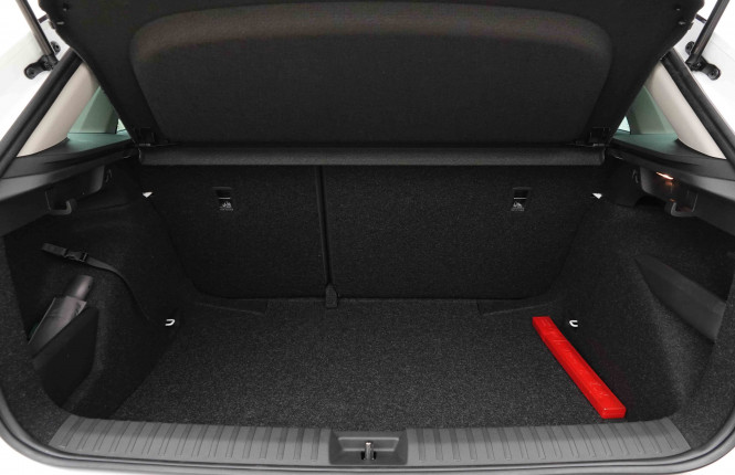 SKODA_SKODA_KAMIQ_2654504_5.jpg SKODA_SKODA_KAMIQ_2654504_5.jpg