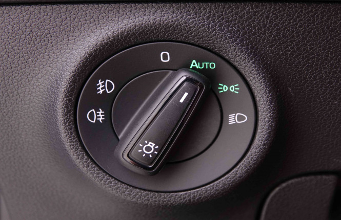 SKODA_SKODA_KAROQ_2548781_8.jpg