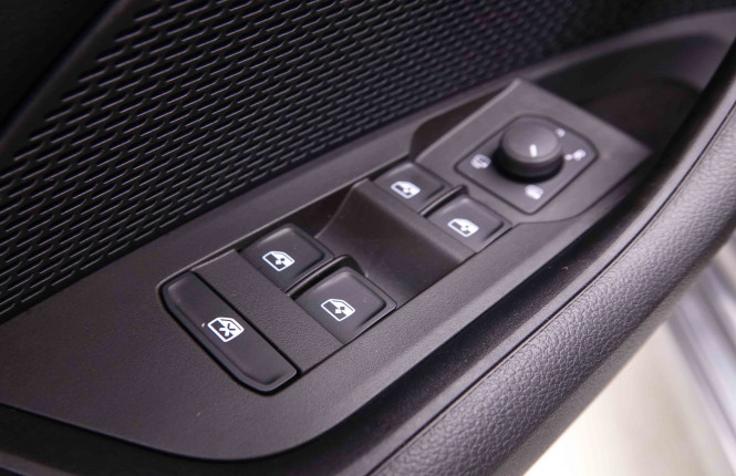 SKODA_SKODA_OCTAVIA_2549351_17.jpg