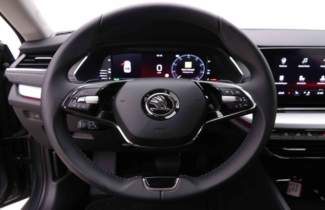 SKODA_SKODA_OCTAVIA_2549352_8.jpg