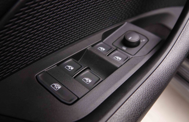SKODA_SKODA_OCTAVIA_2550112_21.jpg