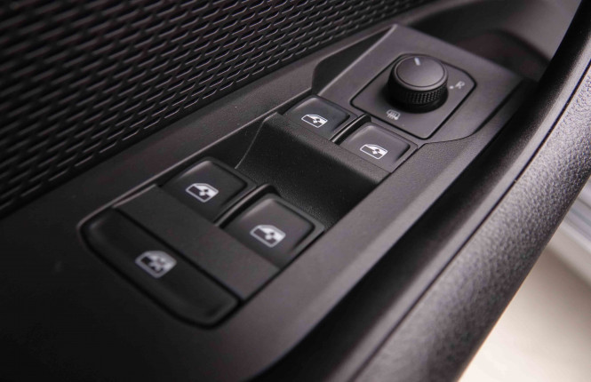 SKODA_SKODA_OCTAVIA_2550114_21.jpg