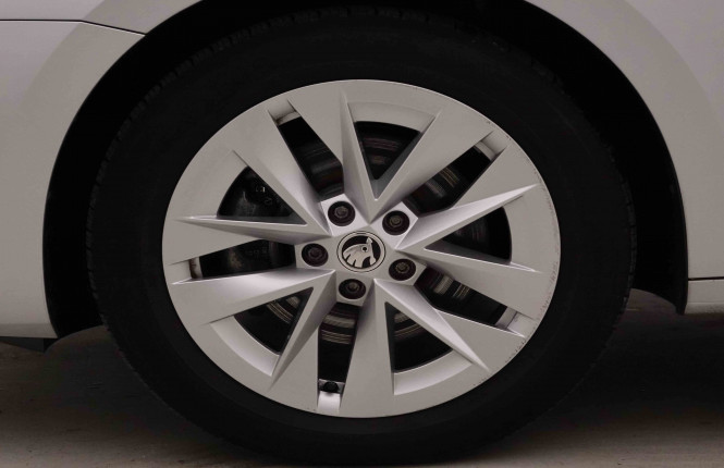 SKODA_SKODA_OCTAVIA_2651980_23.jpg SKODA_SKODA_OCTAVIA_2651980_23.jpg