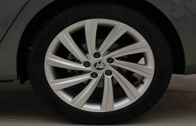 SKODA_SKODA_OCTAVIA_2653377_26.jpg
