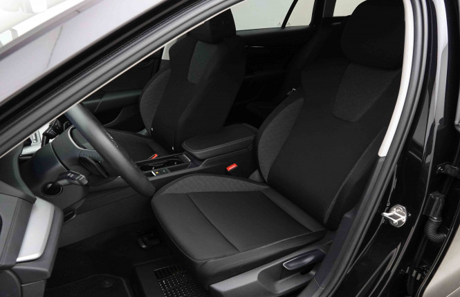SKODA_SKODA_OCTAVIA_2653995_6.jpg SKODA_SKODA_OCTAVIA_2653995_6.jpg