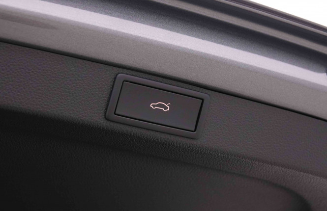 SKODA_SKODA_OCTAVIA_2654670_34.jpg