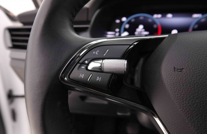 SKODA_SKODA_SCALA_2550525_16.jpg SKODA_SKODA_SCALA_2550525_16.jpg