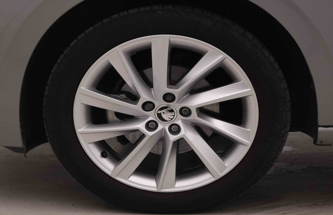 SKODA_SKODA_SCALA_2551498_22.jpg