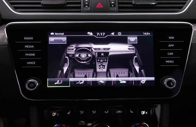 SKODA_SKODA_SUPERB_2546976_14.jpg